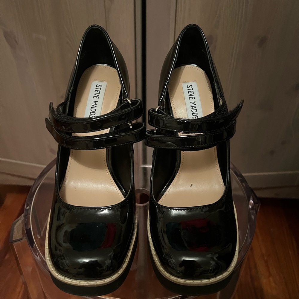 Steve Madden Twice Pump